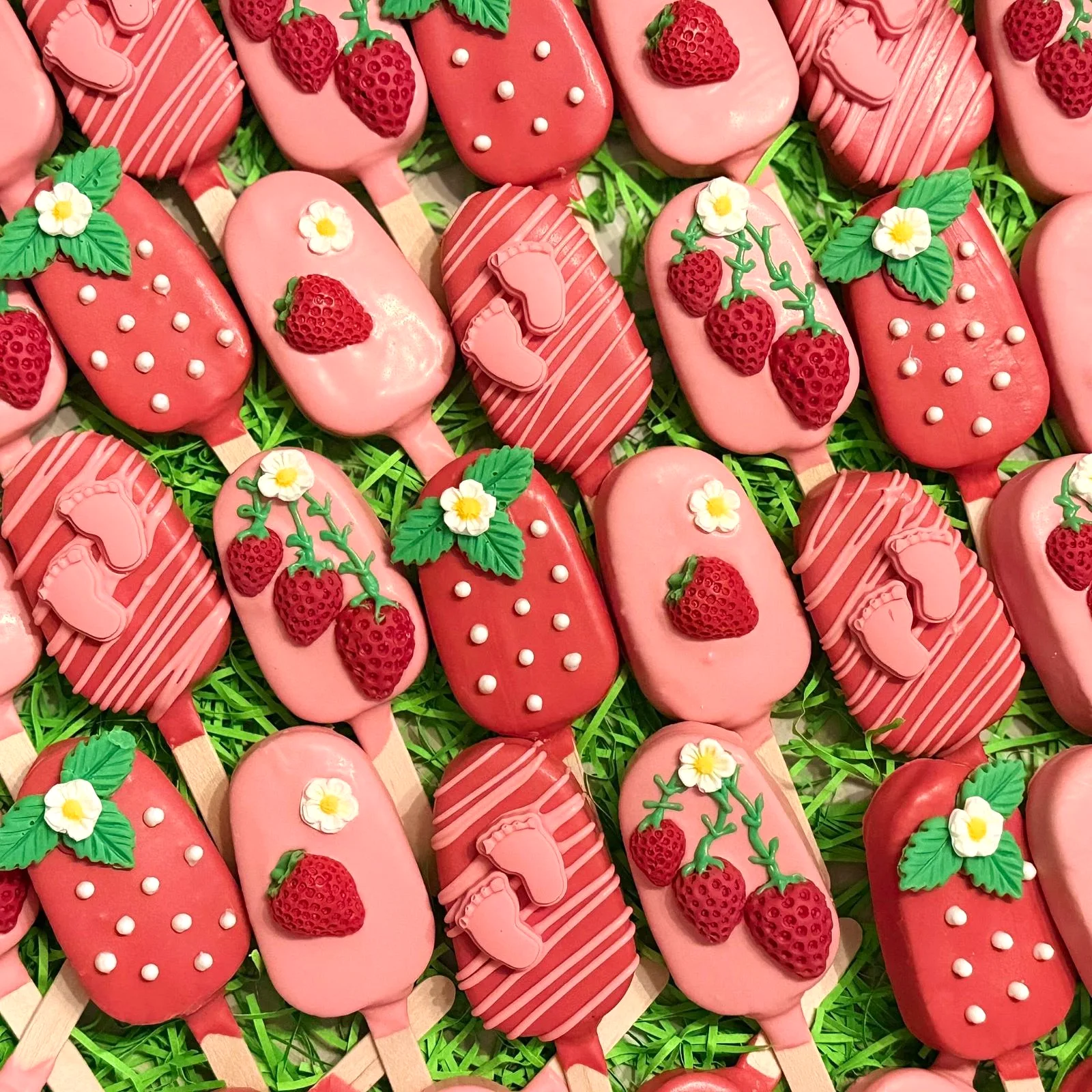Custom Cake Pops